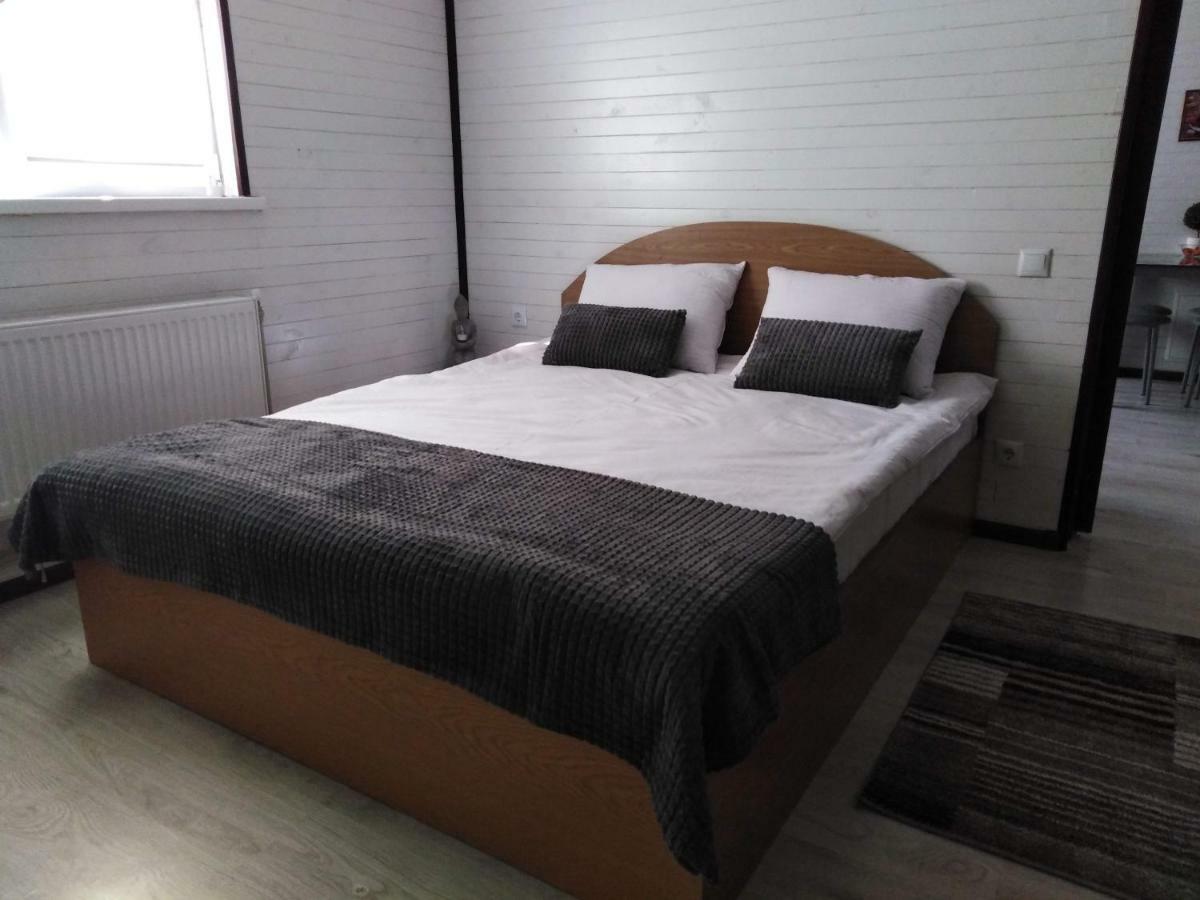 Appartement Solana à Jytomyr Extérieur photo